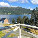 Сasa de vacaciones 4 Star Holiday Home In Svelgen *